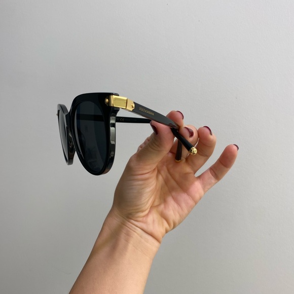 Dolce & Gabbana- Cat Eye Sunglasses 52mm. Solid: Black/Grey-Made in Italy. - Picture 3 of 12